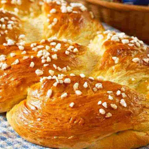 Treccia d’oro di Thiene dolce da forno con granella di zucchero